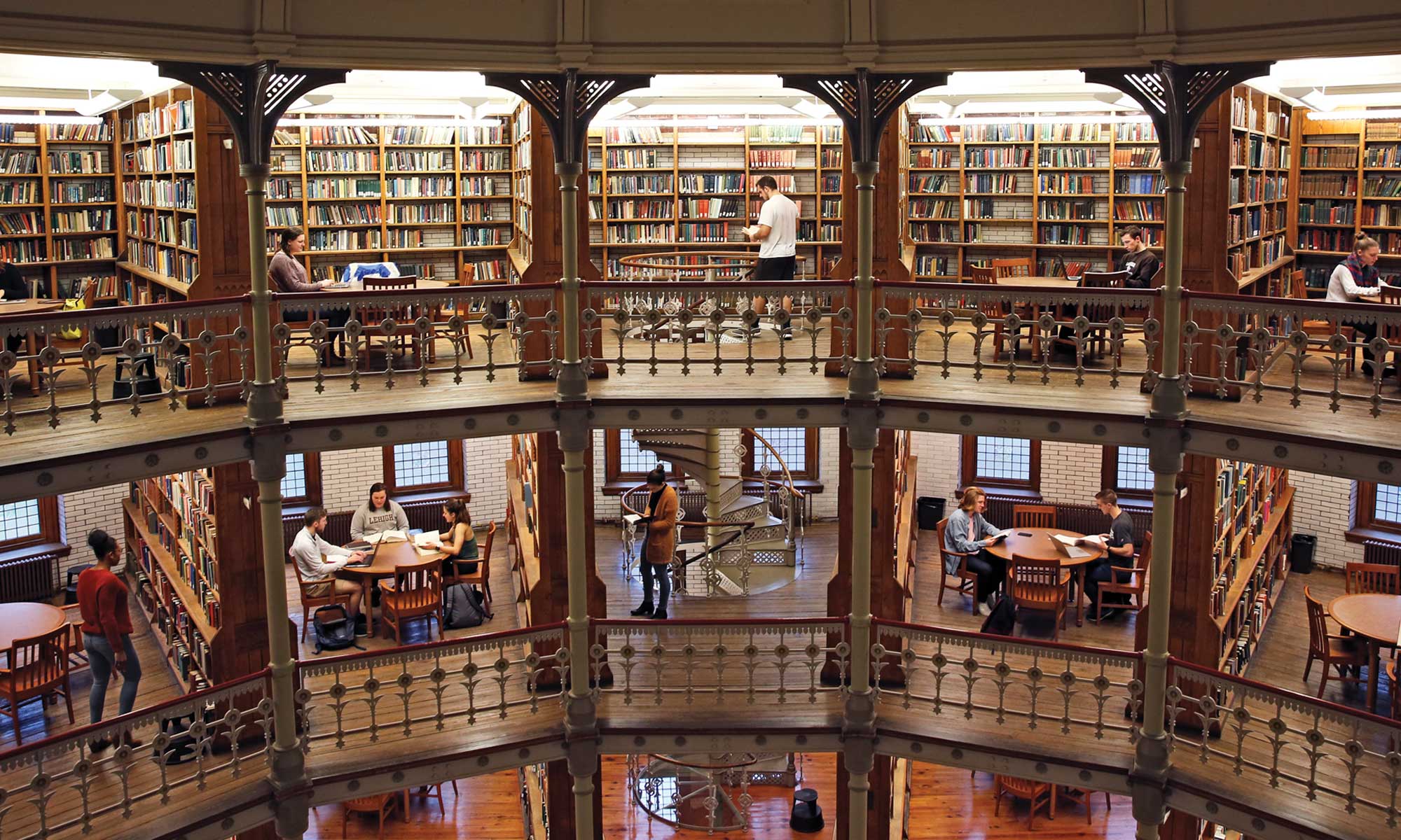 Students studying in Linderman Library rotunda