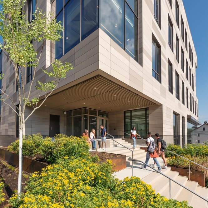 HST Building